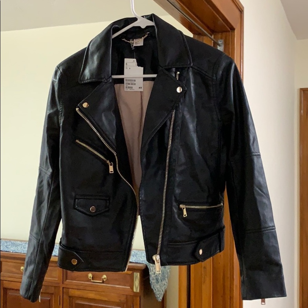 H&M Crop Pleather Zip Up Jacket size 8